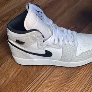 Air Jordan 1 Retro High Premium GS White Black